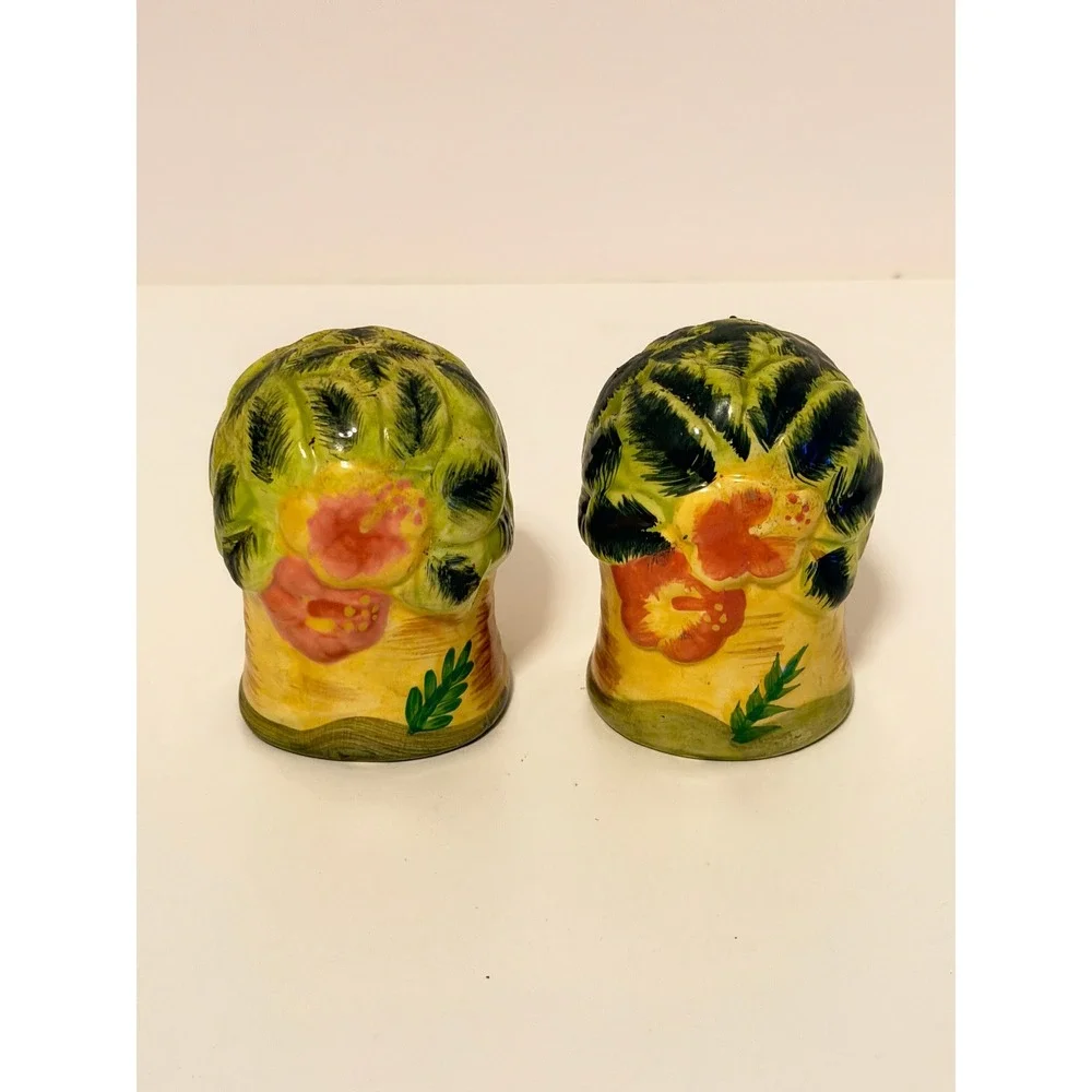 Alco Industries Salt Pepper Shakers Sz OS Tropical Palm Tree Hibiscus Tiki Decor